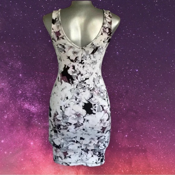 ✅Floral Bodycon  Dress - Picture 1 of 13